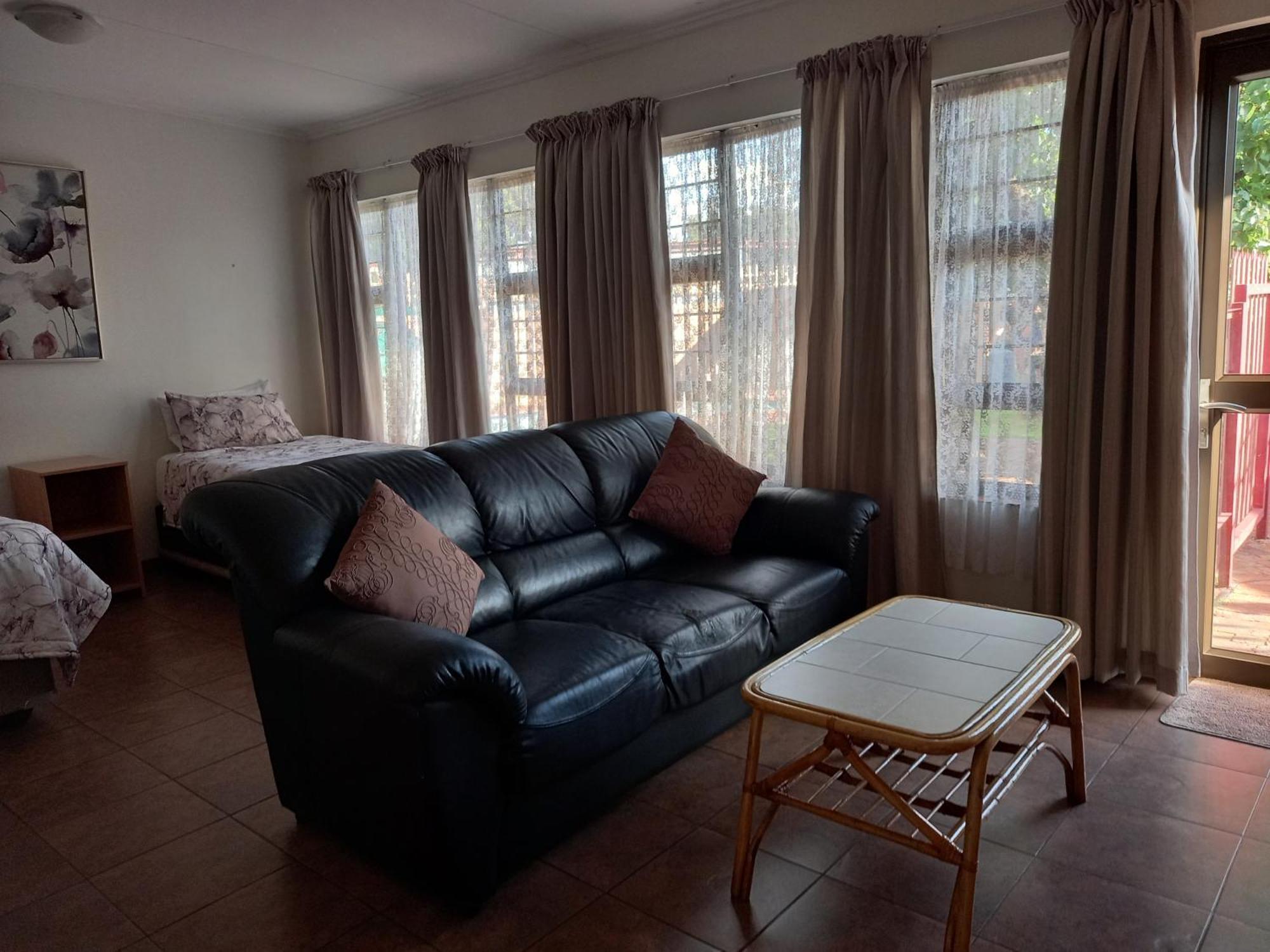 White Rose Guest House Vanderbijlpark Habitación foto
